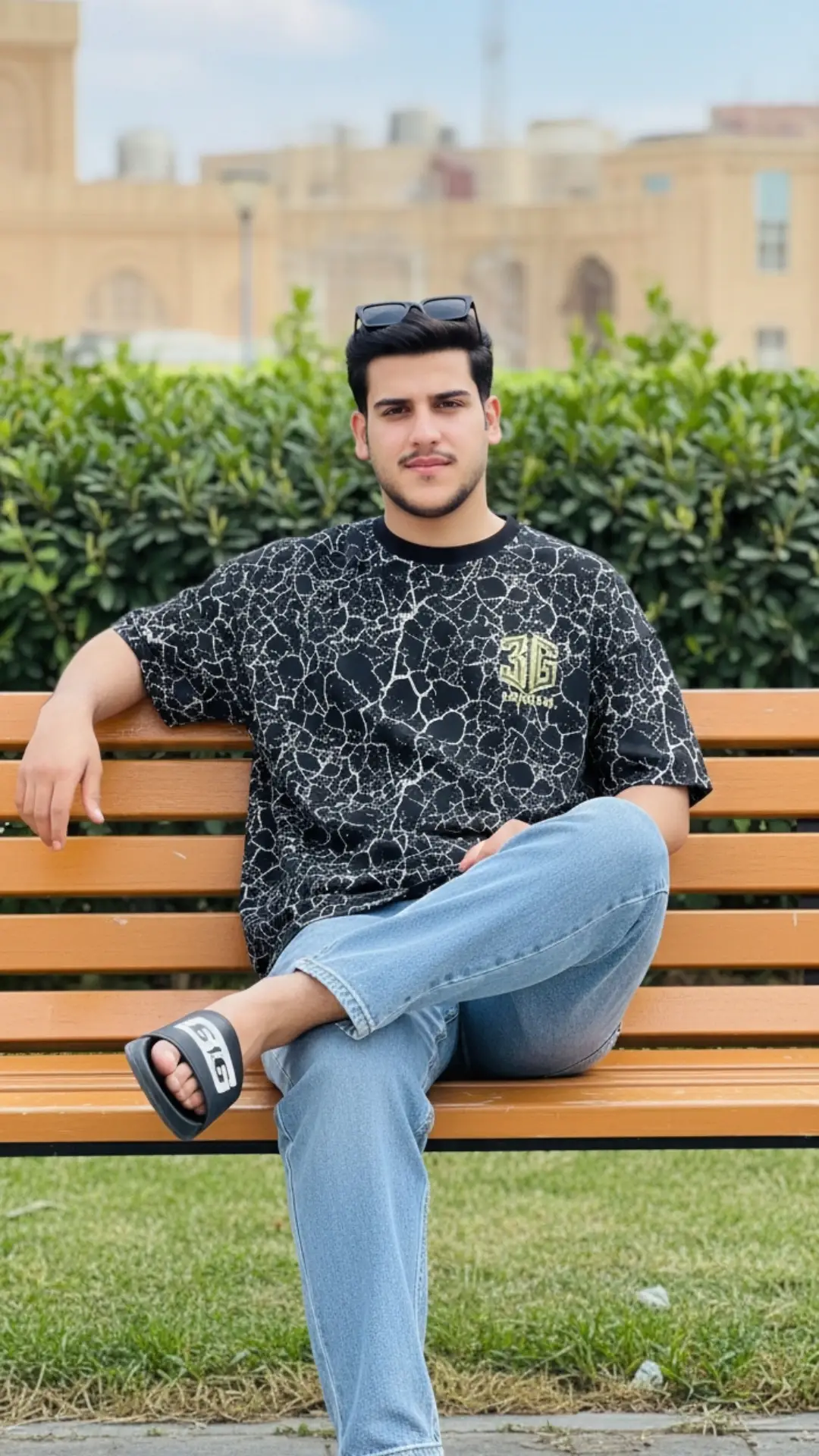 تفاعلـكم هـنا شباب 🤎. #مالي_خلق_احط_هاشتاقات🦦 