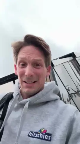 Anzeige | Wenn ich die Wahl habe - hitschies Schlüsselanhänger für 36 Dollar bestellen oder nach Japan fliegen und sie selbst aus dem Automaten ziehen, ist die Antwort doch wohl ganz klar, oder?😍🇯🇵 #hitschies #japan #schlüsselanhänger #gacha