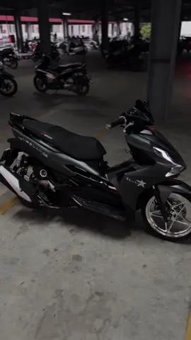 nhà xe trường mà keng quá 🤩#fybシ #trending #viral #xedovietnam #abkieng 