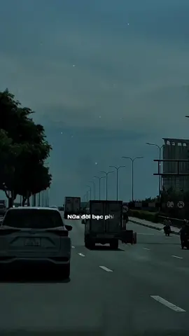 Gió mây trôi đoạn đường vạn lý phong sương... #nhachaymoingay #tamtrang #1989 #xh 