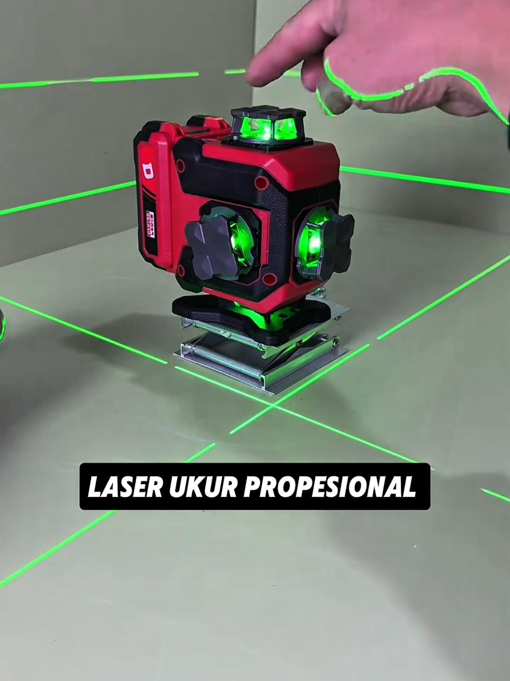 laser ukur propesional rekomendasi untuk para tukang #laserukur #lasertukang #laserlevel #alattukang #waterpas 