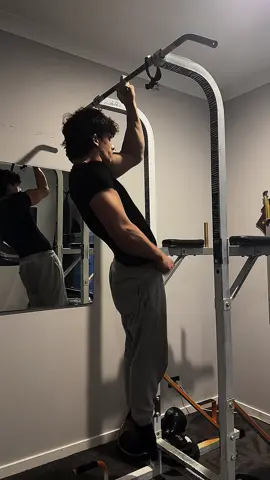 I guess the pinky is next 🦾 #Fitness #calisthenics #trend #trending #foryoupage