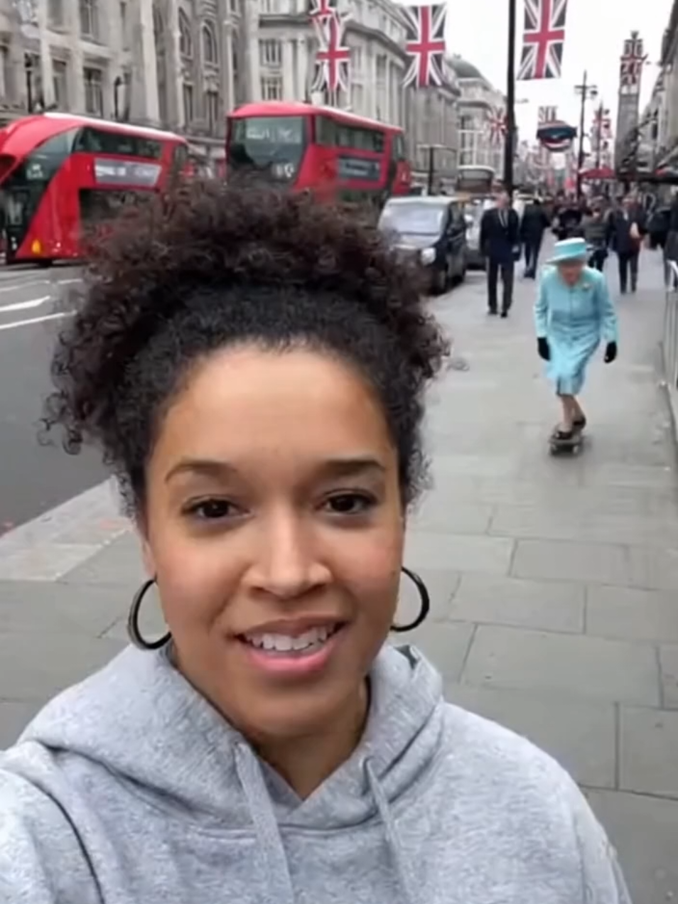 Accidentally spotted Queen Elizabeth #queenelizabeth #sora #ai #fyp 