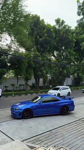 Mclaren lo warna apa #skyline #belanjaditiktok 