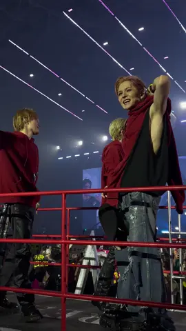 [251012] Red shirt ❤️ #ASAHI #treasure_yg #pulseontour #PULSE_ON_IN_SEOUL_D3 #트레저 