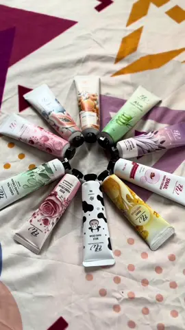 Soft Hands, Sweet Confidence.  #dwhandcream #handcream #handcreamdw 