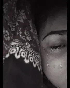 বুঝবা পাখি বুঝবা যখন হারিয়ে যামু তখন বুঝবা তখন খুইজা ও আর পাইবা না 💔																					 