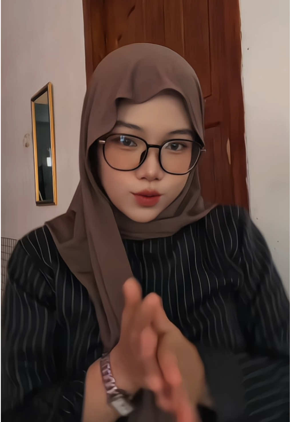 aww bungkus aku dong🥵 candaa bungkuss🏃🏻‍♀️‍➡️🏃🏻‍♀️‍➡️#fyp #tren #dc 