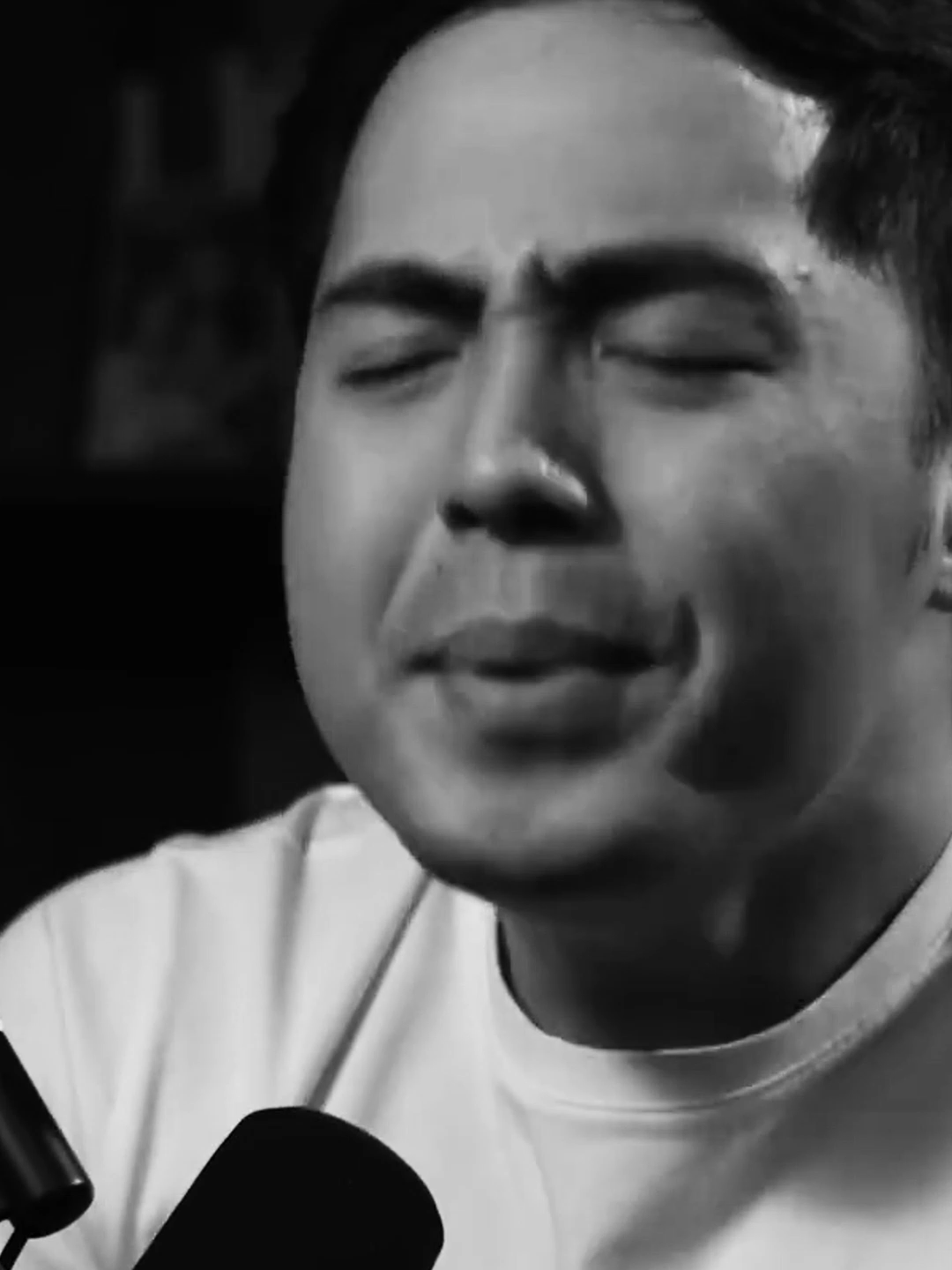 Biarin aja orang nganggep lo biasa, nanti pas waktunya panen lo susah banget dikejar. #arifhidayat