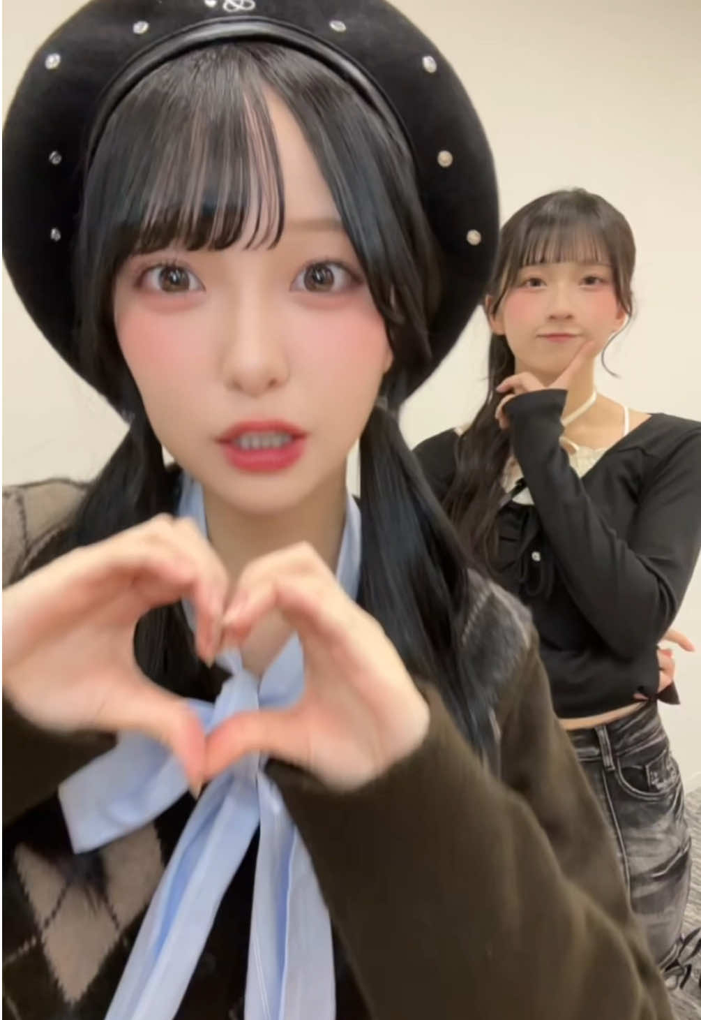 この撮り方かわいい( ⸝⸝ ᴖ.ᴖ ⸝⸝ )だーめ🫶🏻❣️ @天野香乃愛 と♡