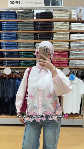 Outfitnya cewek kue banget💗