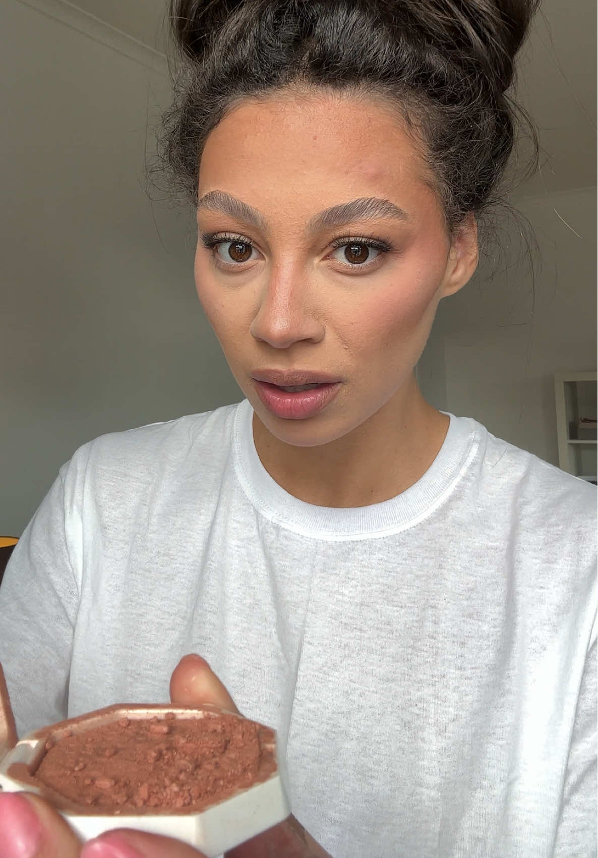 Game day makeup. My highlighter was dropped 😖#fyp #overseasbasketballwife #overseasbasketball #wifey 