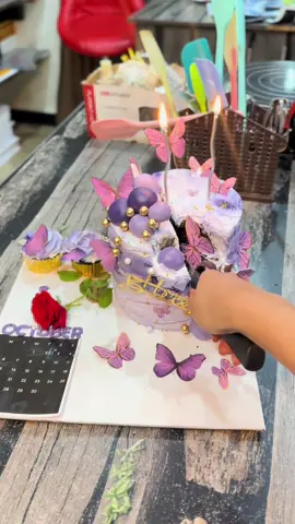 Breakup cake😭bht dukh hua sach mh🥲#jiyascakeoclock #cakes #foru #cakesdecorating #viralvideo 
