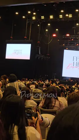 ตื่นเต้น😭😭😭 #LiPeiEn #jiangli #Jiangheng #Desire4 #Desire4inBangkok