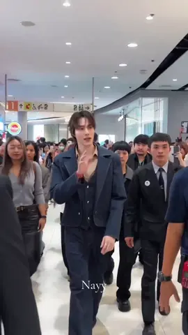 Nani event today 💕 Sumpah dada dia gedean atau gua aja yg salah liat? Mana akhir” ini dia suka banget lagi denim 💙 #hirunkit_ #skynani #infinitymedicalclinicxnani #foryou 