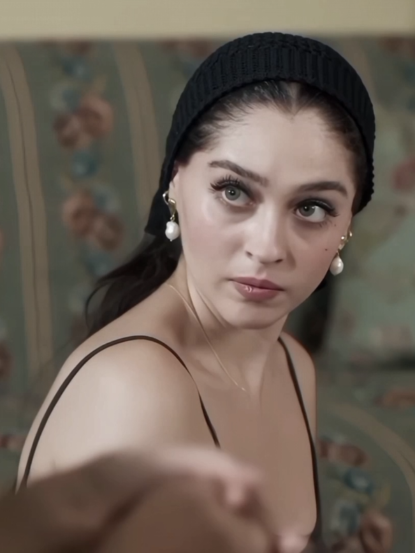قمري  #cemrebaysel #fypシ #fyp #4u 