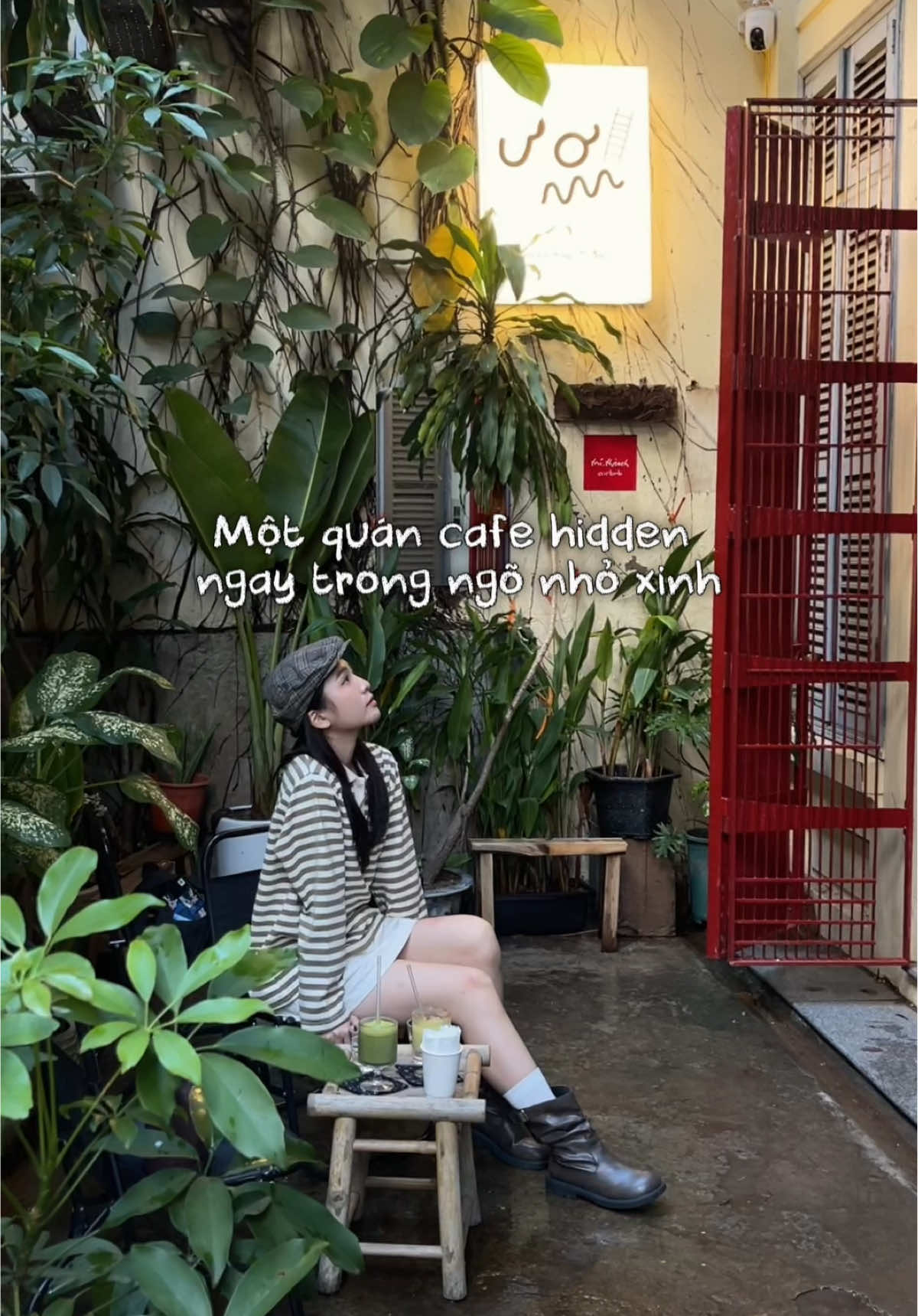 Một chiều mát mình ghé Ươm, thong dong buôn chuyện trong con ngõ nhỏ xinh siêu cozy  📍9 ngõ Thi Sách  #vtmgr #hanoidichill #huongmaiphm #cafehanoi 