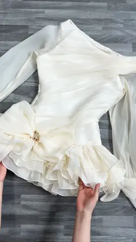 Váy xinh #vayxinh #vayditiec #vaytrevai #macdepmoingay #TikTokFashion 