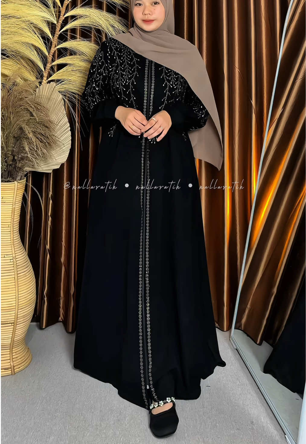 cakep gini jgn smpai dianggurin🥹🖤  #abaya #abayastyle #abayaturkey 