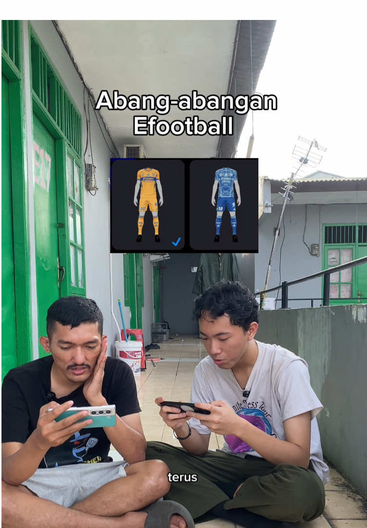 Sorry baru upload derr  btw jersey favorite lu apa nih?  komen komen laaa #efootball2026 #efootballmobile #efootballindonesia🇮🇩 #kontenefootball 