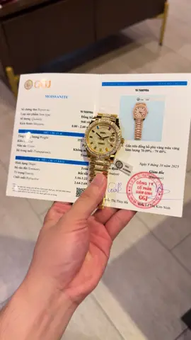 Có anh nào thích Bọc Vàng Full kim cương Moissanite ⌚️💎 Lên tay thì khỏi chê #dongho #xuhuong #phudongho #watch #phugialuxury 