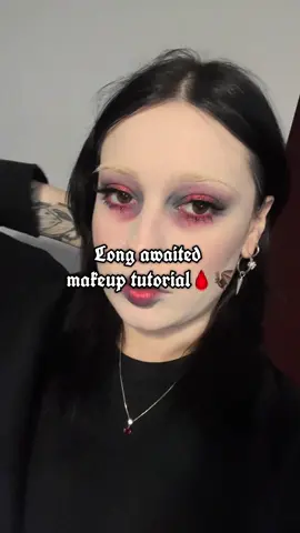 •Eye primer pro longwear paint pot by MAC shade Painterly @maccosmetics  •pro effect eye shadow palette Dark selection by @Make-Up-Factory  • eyeshadow pallet Secret garden I by Kryptein cosmetics  • for water line lip liner by @Revlon Cosmetics shade Ruby • eyes: mascara by @Maybelline NY sky high, half lash from Primark 