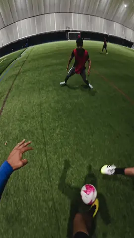 Bro stole Messi’s dribbling🔥#football #footballskills #footwork #soccerskills #futbol⚽️ 