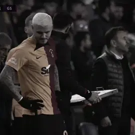 o sözleşmeyi ske ske uzatacaksınız gerekirse o osimhen itinide göndertiriz size #icardi #galatasaray #hardedit #edit #keşfet 