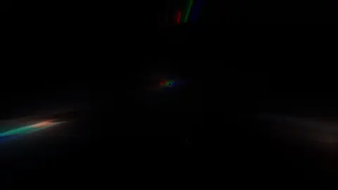 Ngày hôm ấy em buông tay anh vì lý do gì...! Lý Do Là Gì #nhachaymoingay #music #lyrics #xh #fyp 