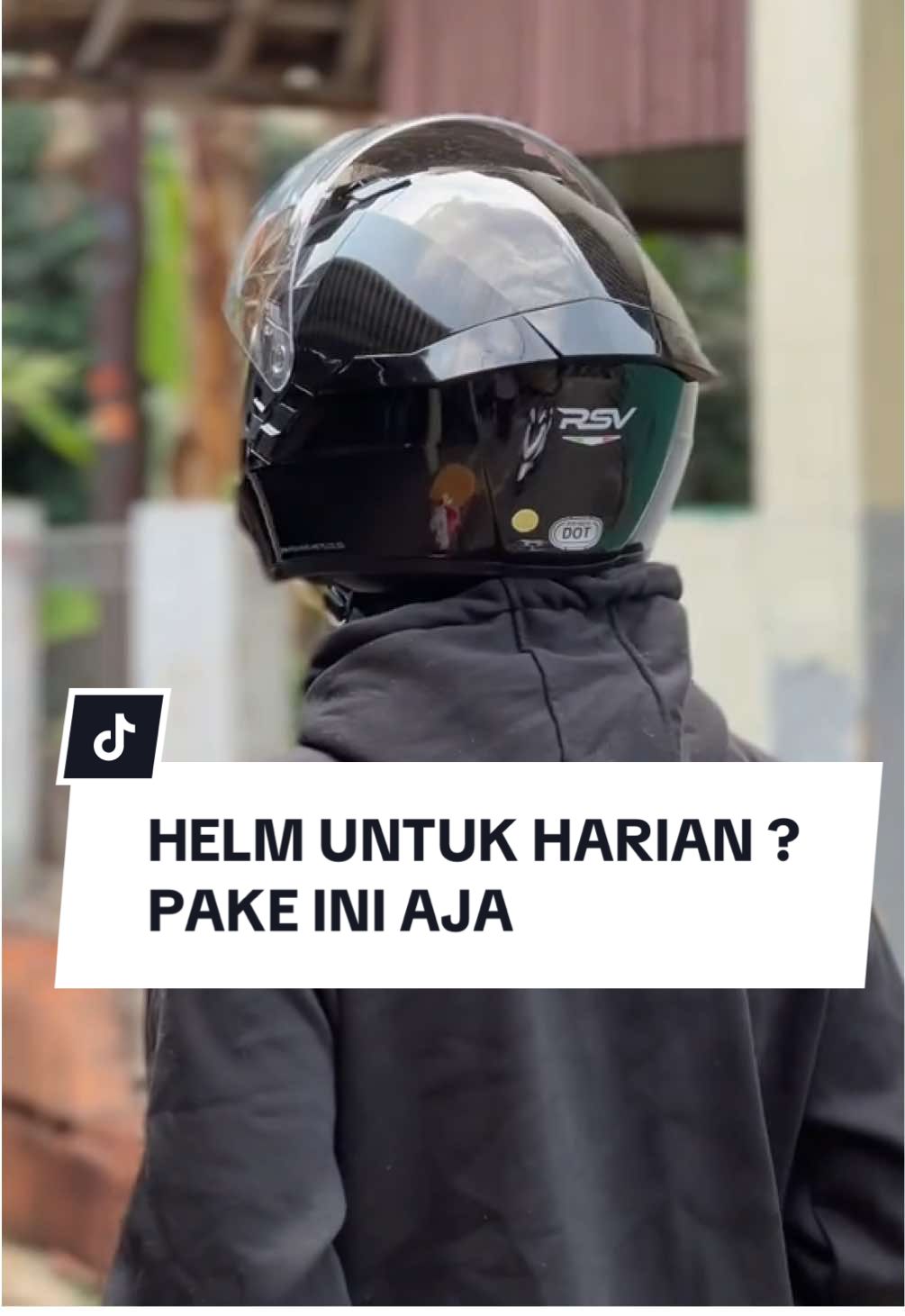 Helm rsv v300 carbon hitam emang kece sih🤩... Ini bakalan jadi helm harian gua karena nyaman dipakai✌️ #vario #varioledold #varioputih #fyp 