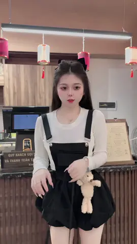 Mình là.... #lyvyshop2109 #xuhuong #vayxinh #fyp #viral 