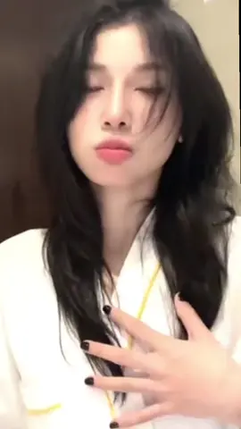 Ai chỉ thở cái kiểu đó z Linh 😳#LyHan #emxinhsayhi #xuhuong 