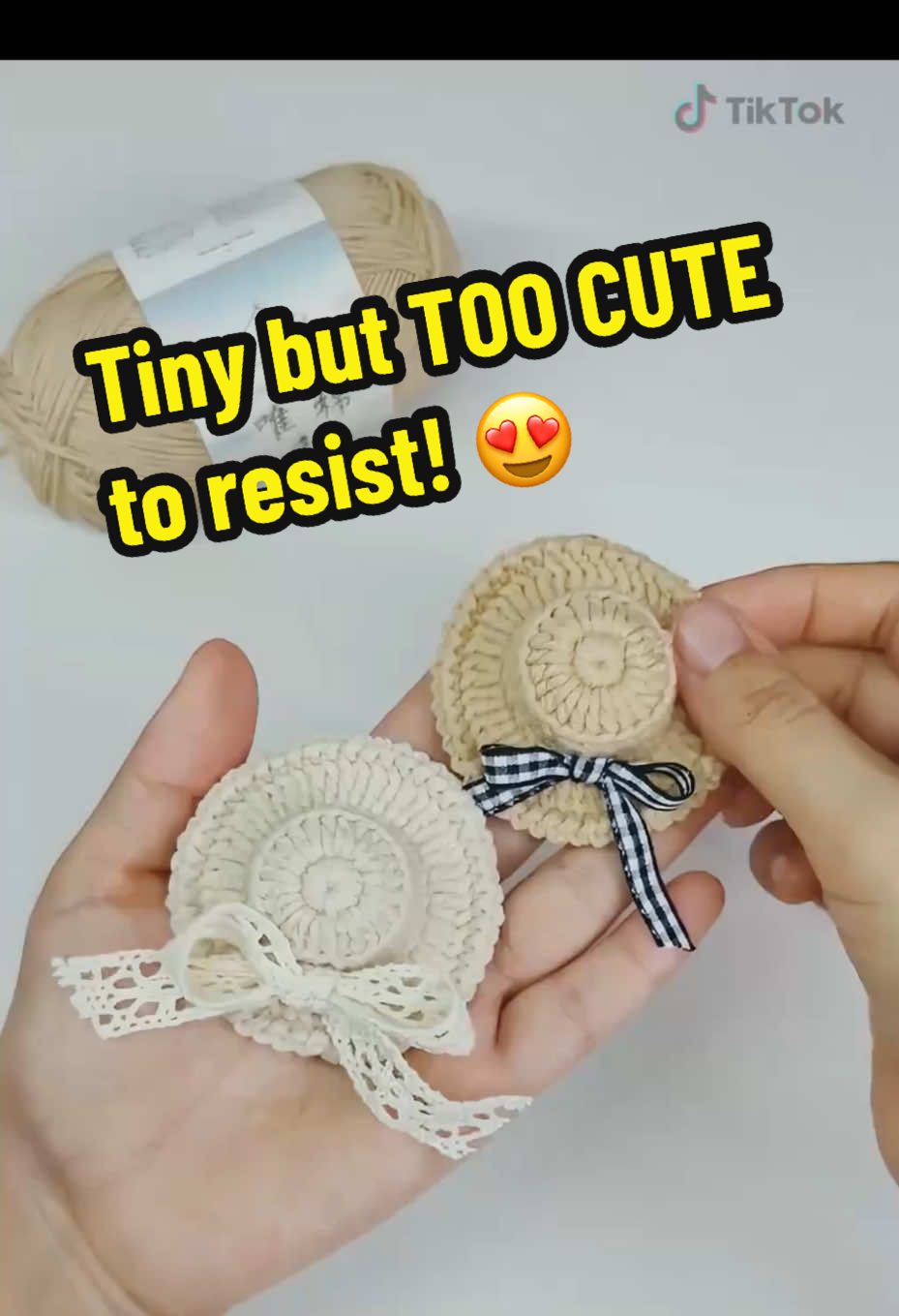 Tired of long crochet projects? Try this adorable mini beach hat — it’s done in just 10 minutes! 🧶 Perfect as a hair clip, bag charm, or cute handmade gift 💕 Save this for your next quick crochet session! ⛱️✨ #crochettutorial #crochetbeginner #crochetideas #crochetproject #minicrochet #easycrochet #handmadewithlove #crochetaddict #crochethacks #diycrafts