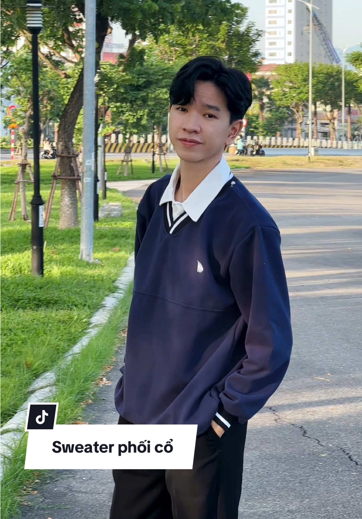 Màu xanh navy xót ví lắm 🤣 #outfit 