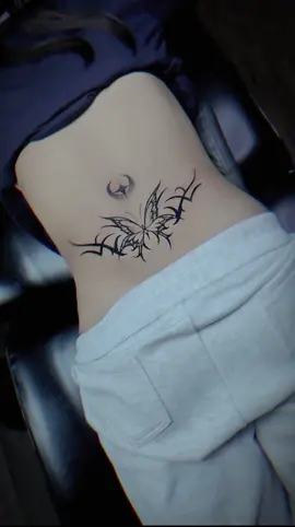 Hình xăm hoa văn lưng #khungchânnhậtcổ #zéplaokhongbatambonsautambaysauhaibon #dụngcuxamanh #xỏkhuyen #xuhuong 