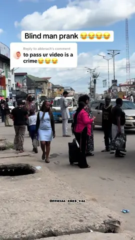 Replying to @ablerach part 34: blind man prank 😂😂😂 #funny #viral #goviral #fyppppppppppppppppppppppp 