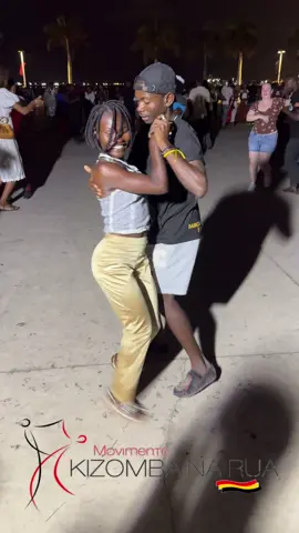 Vais continuar a ver vídeos? Vem dar aquelas boas passadas … TODOS DOMINGOS das 17h às 21h, na Baía de Luanda bem em frente ao Comando da Polícia Nacional! #kizombanaruaoficial #angola #dançasafricanas #kizomba_semba🇦🇴 #angolakuia 
