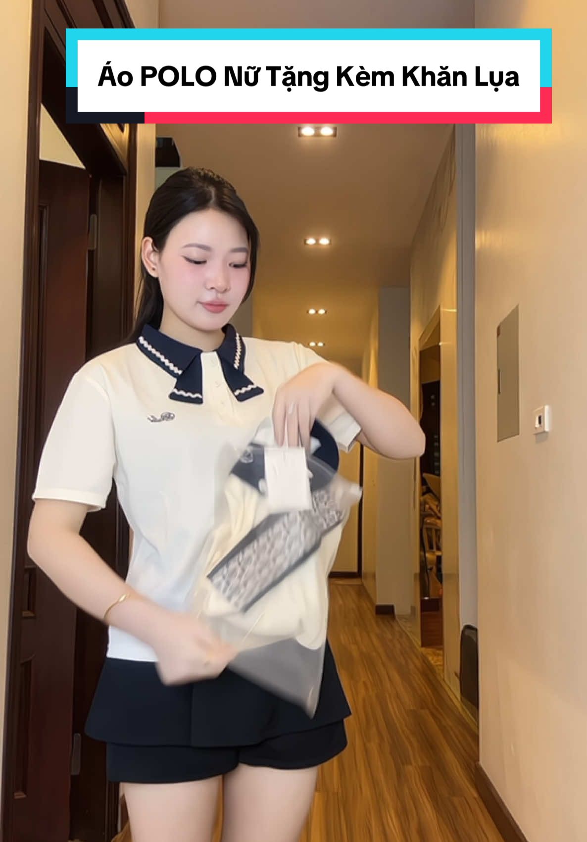 Nhận được hàng phải lên đánh giá shop liền vì quá ưng mà còn rẻ. Áo mặc xinh xỉu các mom ơu #phoidoxinh #aopolonu #aopolonucoctay #aopolodep #thoitrangnu 