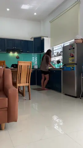 hôm nay ẻm chăm chỉ 