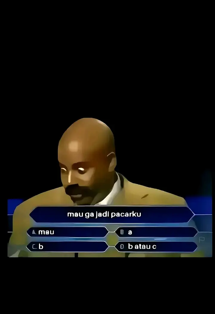 Mengagumi seseorang yang sulit digapai adalah perjalanan sunyi yang dipenuhi dengan harapan kecil dan kenyataan pahit. la seperti memandang bintang di langit malam- indah, bercahaya, namun terlalu jauh untuk disentuh. Ada jarak yang membentang, entah itu karena perbedaan status, dunia yang tak sama, atau sekadar kenyataan bahwa kamu dan dia berjalan di dua jalur yang tak pernah bersinggungan. Kamu mengaguminya dalam setiap detail kecil: caranya tersenyum, bagaimana ia berbicara dengan penuh percaya diri, atau mungkin caranya membawa energi positif ke sekelilingnya. Tapi di balik semua kekaguman itu, ada kesadaran bahwa kamu hanya penonton dalam kisahnya. Kamu tahu bahwa tak peduli seberapa keras kamu berusaha, ada dinding tak kasat mata yang memisahkan kalian. Rasanya menyakitkan, namun di saat yang sama, ada kehangatan di dalamnya. Karena meskipun sulit digapai, keberadaannya mampu membuat harimu lebih berwarna. Setiap interaksi kecil, tatapan singkat, atau bahkan sekadar melihatnya dari kejauhan sudah cukup untuk membuat hatimu berdebar dan senyum kecil terukir di wajahmu. Namun, pada akhirnya, kita harus jujur pada diri sendiri-bahwa beberapa hal memang hanya bisa dikagumi, bukan dimiliki. Mengagumi yang sulit digapai bukan berarti menyerah, tetapi tentang memahami batasan dan menerima kenyataan. Kita belajar untuk bersyukur atas perasaan yang pernah hadir, tanpa berharap lebih dari apa yang seharusnya. Karena kadang, cinta yang paling tulus adalah cinta yang tahu kapan harus berhenti mengejar. Dan meskipun namamu tak pernah bersanding dengan namanya, rasa kagum itu akan tetap tinggal, diam-diam, disudut hati paling dalam#4upage #trend #fcmobile #fotogeser #fyppppppppppppppppppppppp 