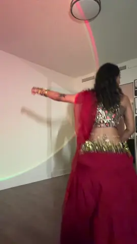 My version of red jasmine 😛 #fyp #viral #blowthisup #dance #rahtitouillee 