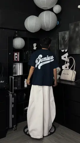 ÁO THUN BOXY LOCAL BRAND DAMIESE 