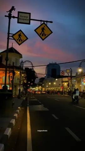 Langit bandung lagi bagus🫶🏻 #bandung #infobandungkota #jelajahbandung #bandungaesthetic #bandungraya 
