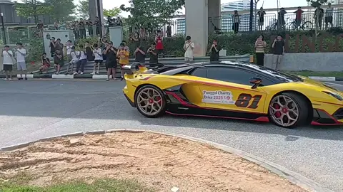 3 Lamborghini Aventador SVJ shows up at One Punggol for a children's day celebration with menacing V12 scream!🤑🙏🔥🔥🔥