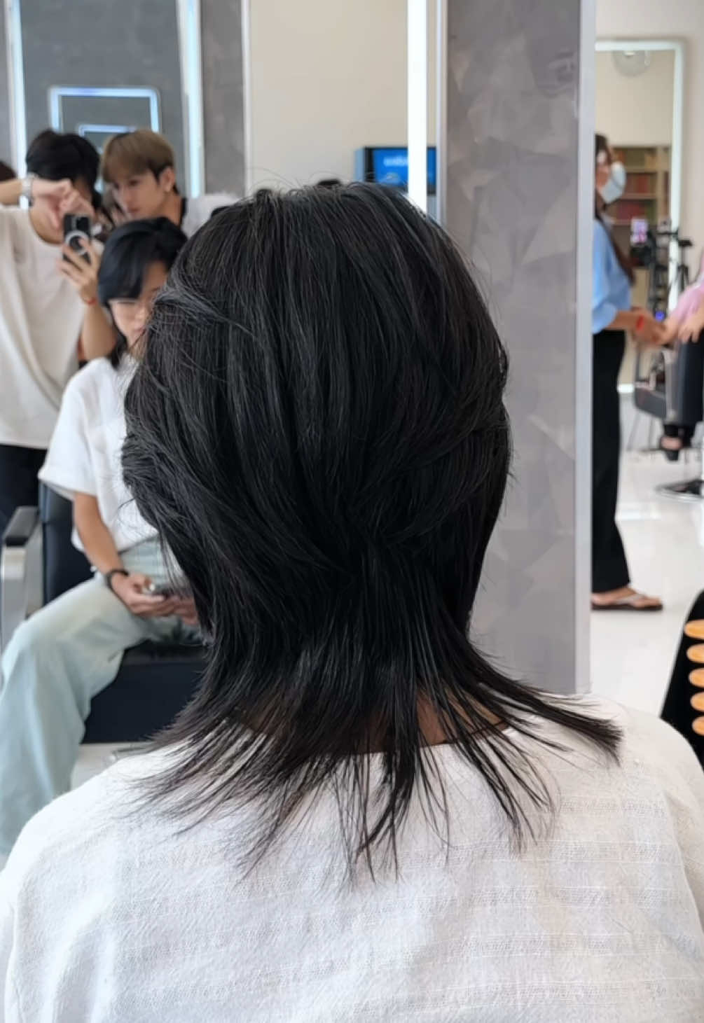 ရူပါလန်းပြီးကေအလန်းတွေညှပ်ချင်ရင်လာခဲ့ပါ#hairstyle #wolfcut #v47saiaung 