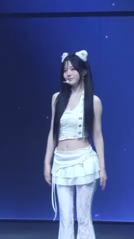 #prettyplease #triples #chaewon #트리플에스 #채원 