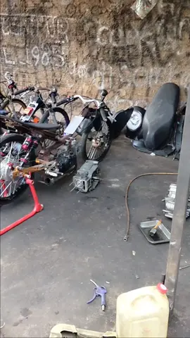 ....... ... #slepengine #slepengine200cc #slepengine200 #fyp #masukberanda 