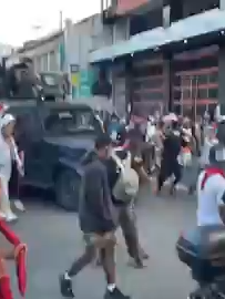 Figura Militar Emerge em Apoio aos Manifestantes em Madagascar em Meio a Protestos da 