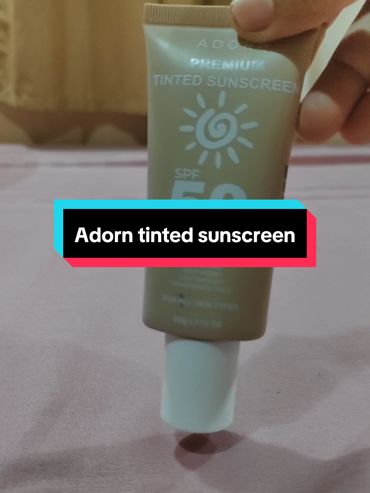 Super dali lang I blend at mabilis din I absorb ng skin #affiliate #foryoupage #adorn #adornsunscreen 