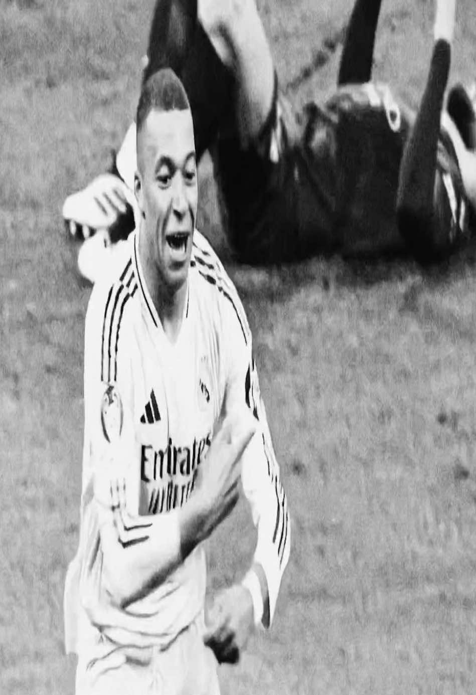 #fyp #mbappe #osamason #footballtiktok #juggtok 